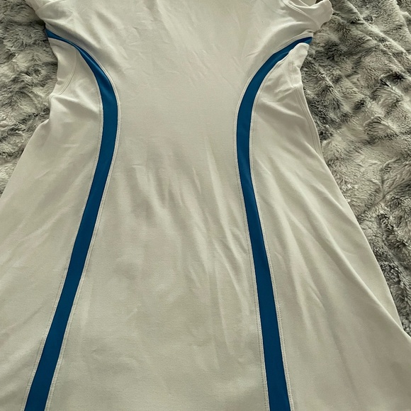 Nike women’s Tennis Dress VINTAGE,White with Navy Trim - Size M - Picture 2 of 10